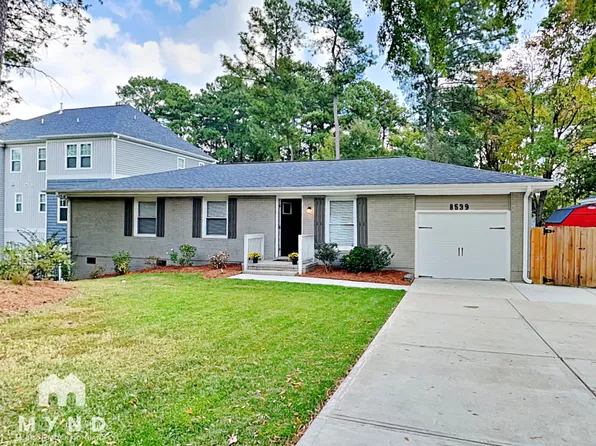 8539 Sharonbrook Dr, Charlotte, NC 28210