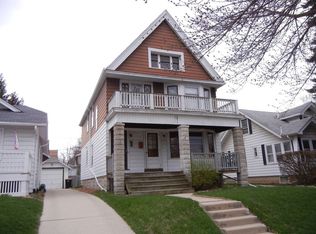 2208 N 62nd St, Wauwatosa, WI 53213