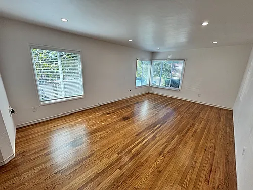 2305 Legion Ave Photo 1