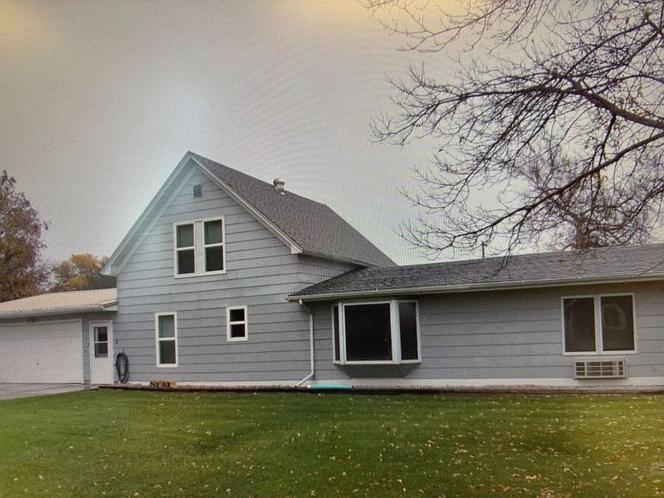 1st image of 709 Railroad St