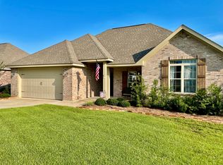 100 Coastal Oak, Hattiesburg, MS 39402