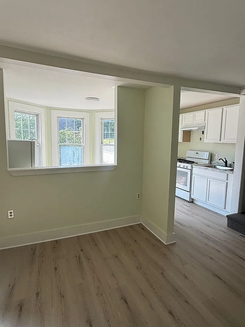 25-31 Franklin Street — Photo 1