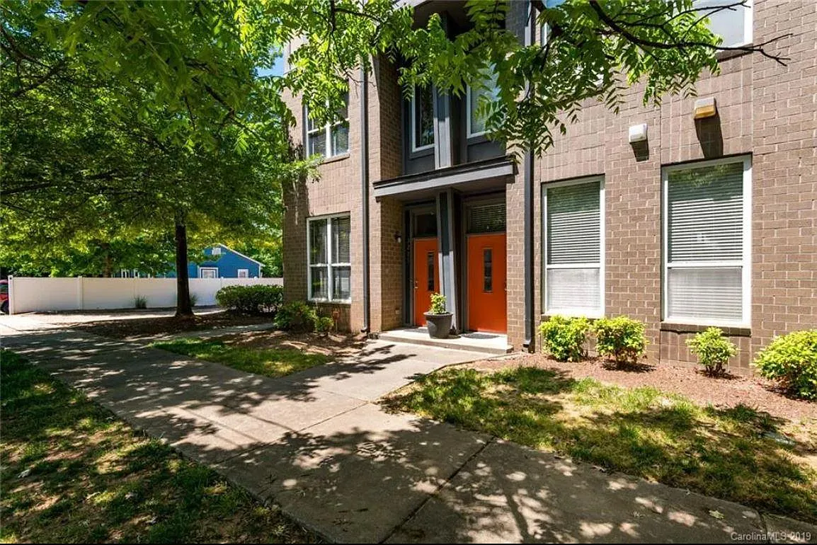 1 bed, 850 sqft, $1,488 — Photo 2