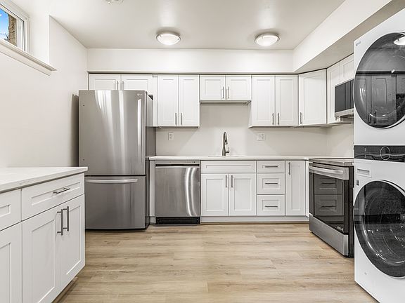2nd image of 515 N York Rd #2