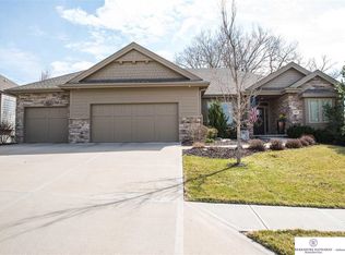 1327 S 199th St, Omaha, NE 68130