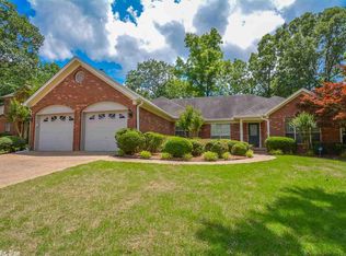 14511 Black Bear Dr, Little Rock, AR 72223