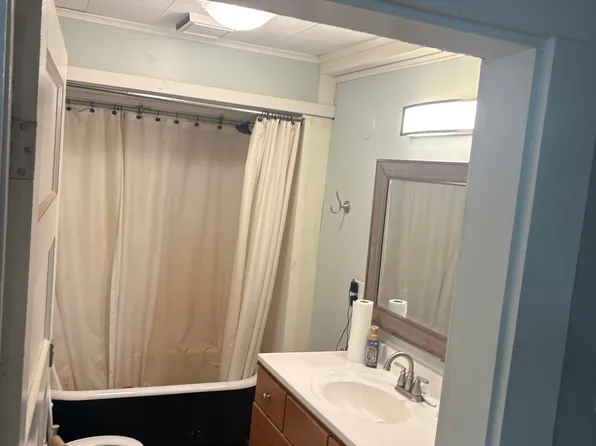 157 Village View St #B, Wilton, ME 04294