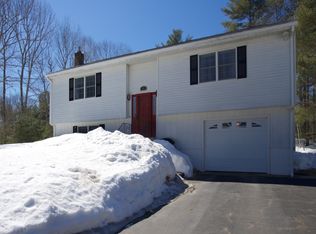 69 Locksley Ln, Wells, ME 04090