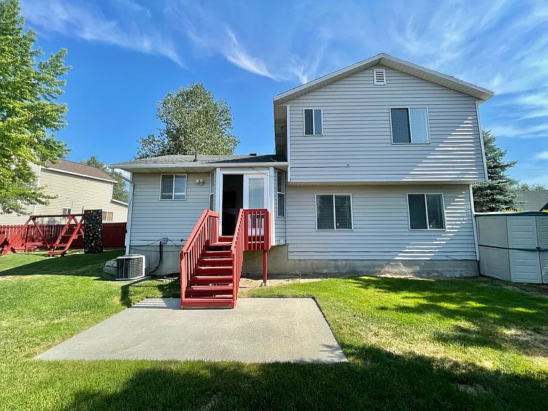 617 E Orangewood Ln — Photo 31