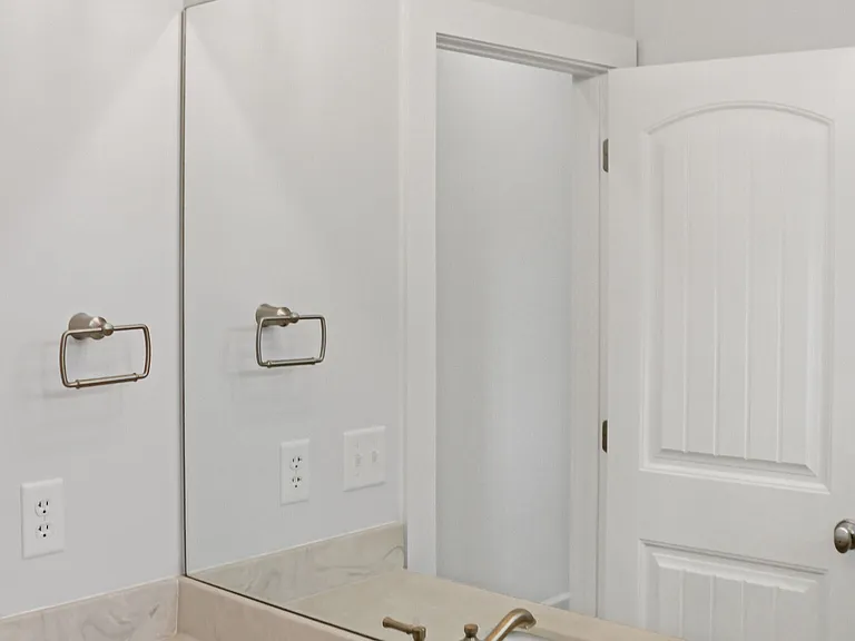 905 Wayne St — Photo 26