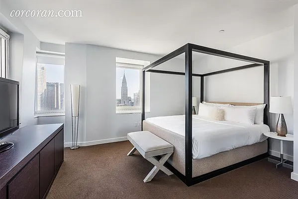 Rented by Corcoran | media 6