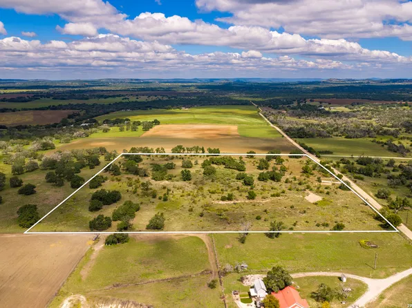 3145 N Grape Creek Rd, Fredericksburg, TX 78624