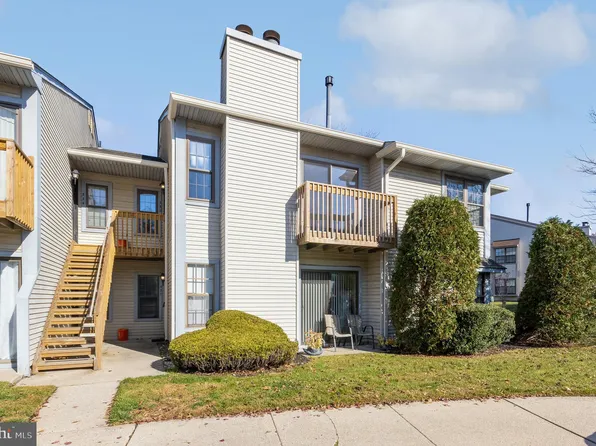332 Coventry Ct, Mantua, NJ 08051