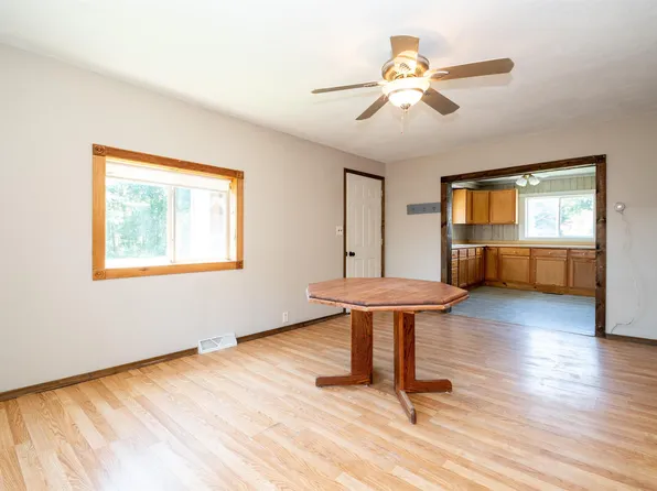 307 Midland St, Pekin, IL 61554