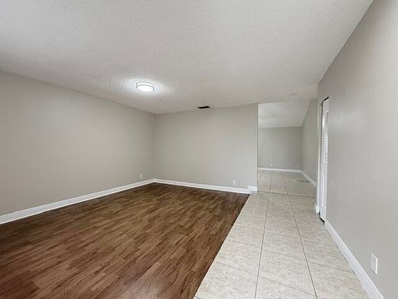 5th image of 11044 NW 23rd Ct