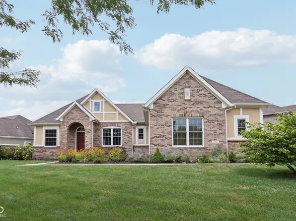 6027 Stroup Dr, Noblesville, IN 46062