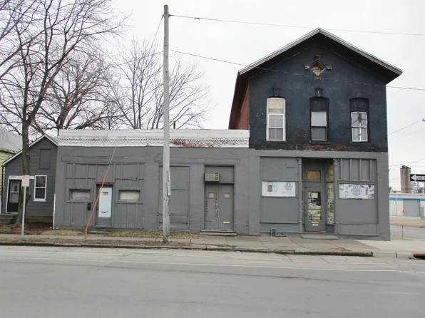 1649 W 3rd St, Davenport, IA 52802