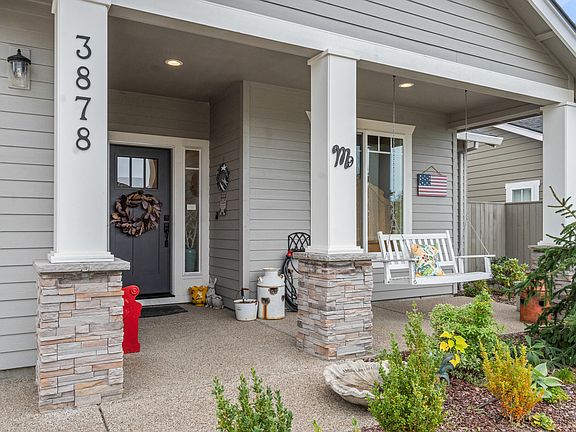 5th image of 3878 Arena Dr