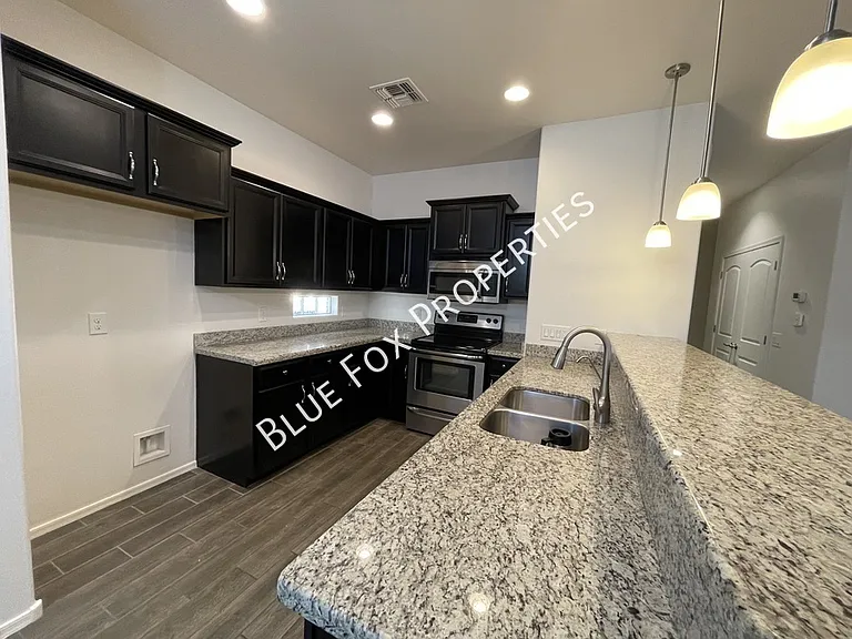 8721 N Black Pine Dr — Photo 22