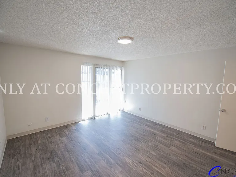1155 E 200 S — Photo 15