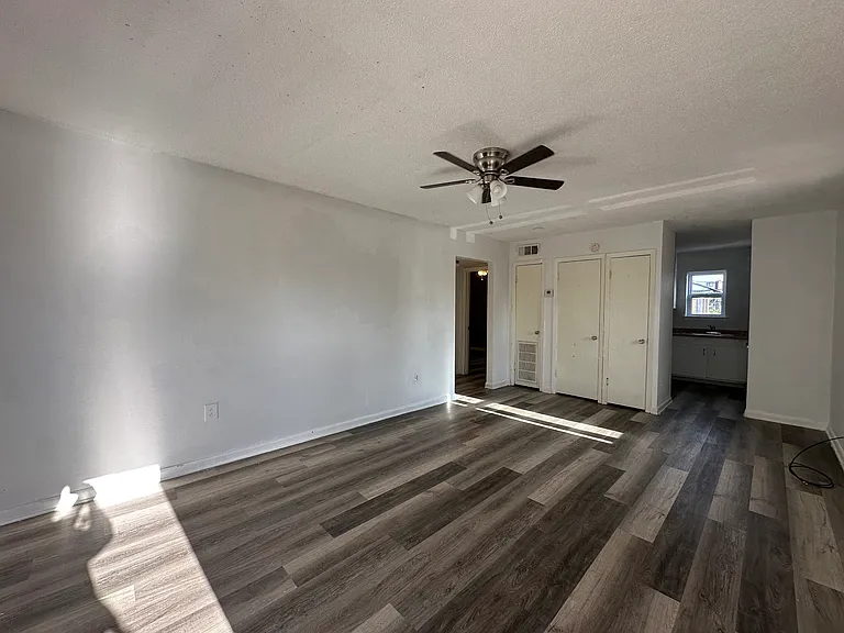 3409 Kent Ave #3 — Photo 1