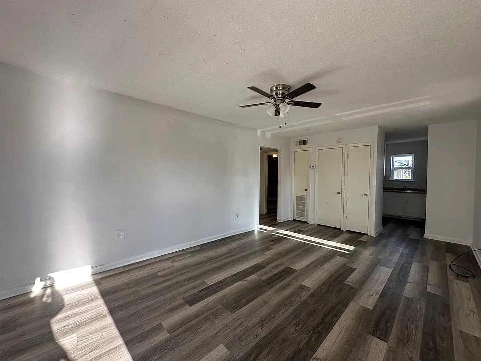 3409 Kent Ave #3