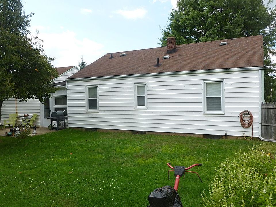 2nd image of 6830 Navarre Rd SW
