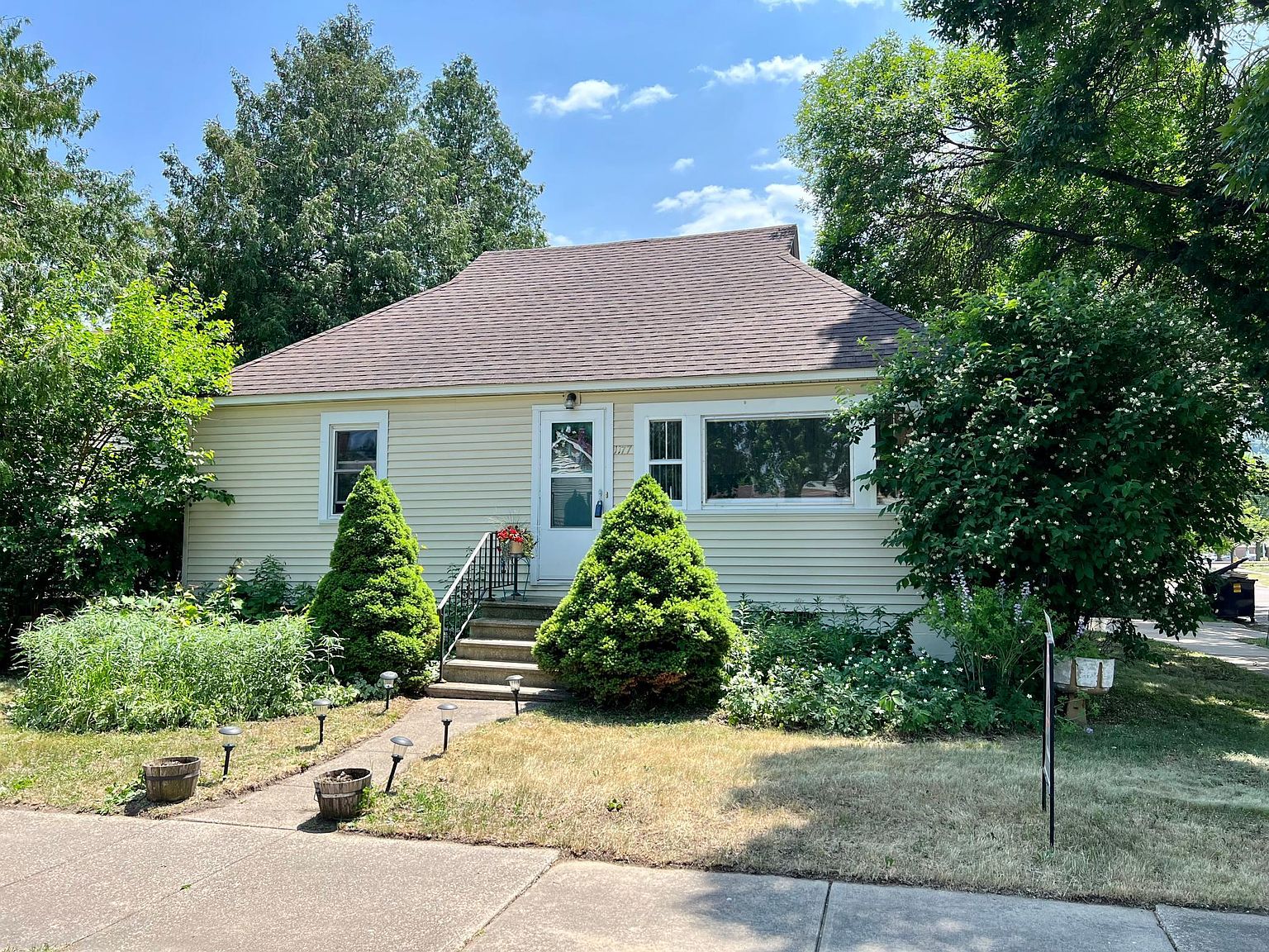 1177 11th St W, Winona, MN 55987 Zillow