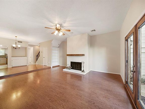 5th image of 5939 Woodway Place Ct