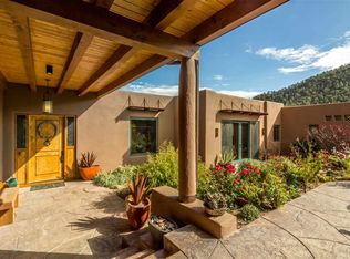 7 The Red Rd, Santa Fe, NM 87505