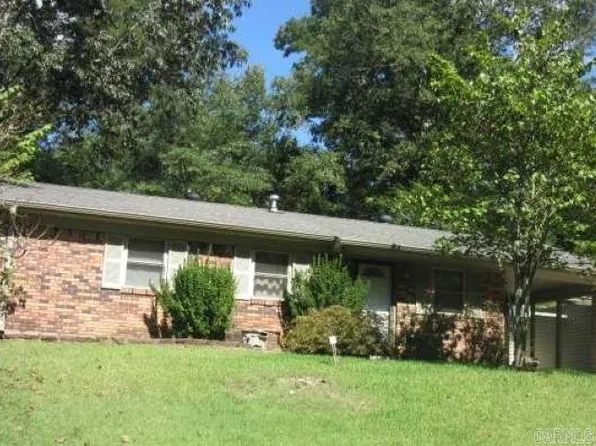 24 Rosewood Dr, Little Rock, AR 72209