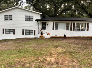 102 Hawthorne Rd, Warner Robins, GA 31093