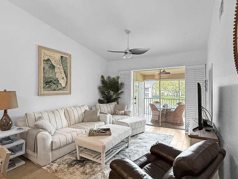 14980 Vista View Way — Photo 2