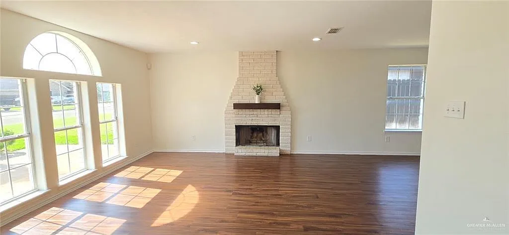 2415 Heather Avenue - 1 — Photo 4