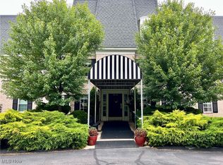 1851 King James Pkwy APT 312, Westlake, OH 44145
