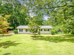 563 Halliana Rd, Alexander City, AL 35010