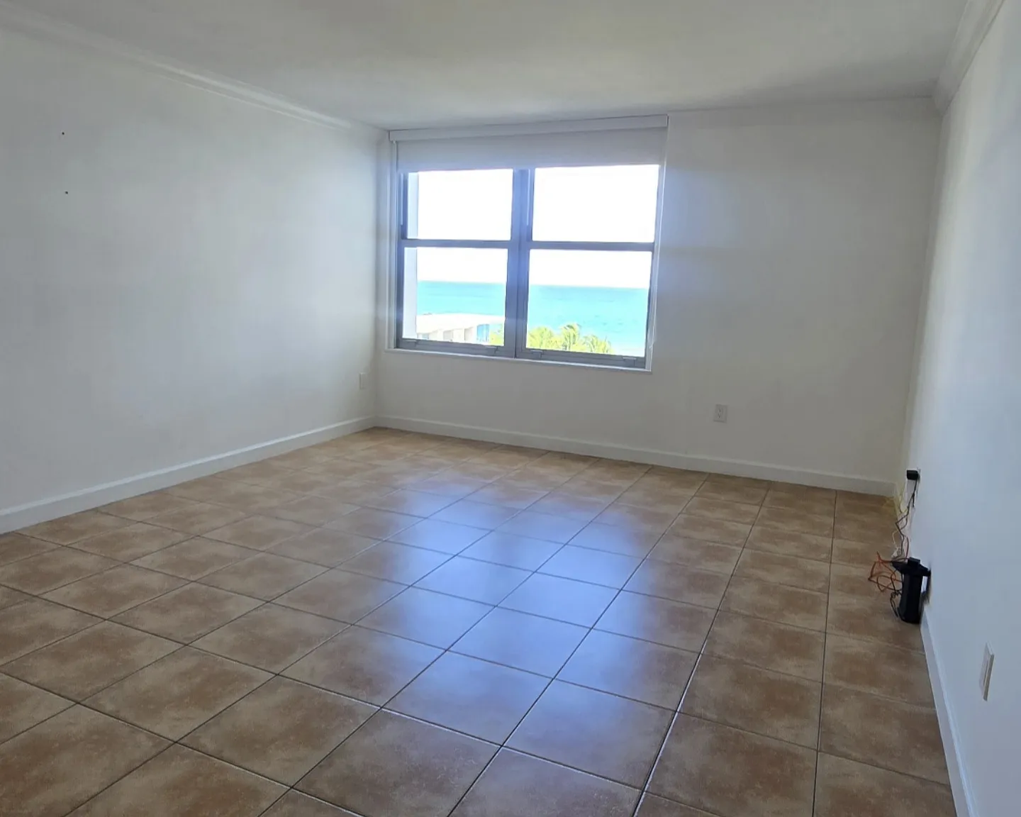 1 bed, 726 sqft, $3,500 — Photo 3