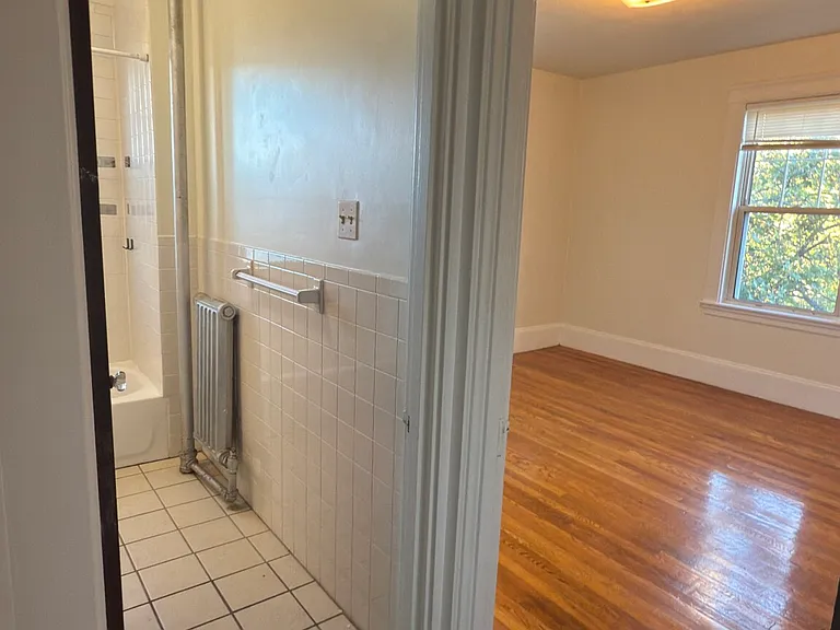 155 Summer St #11R — Photo 6