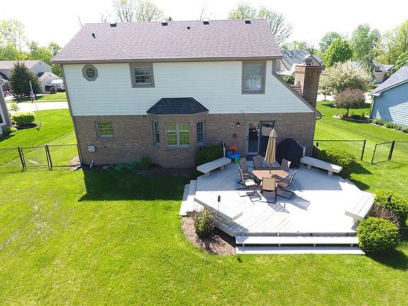 3rd image of 7525 Geist Estates Dr