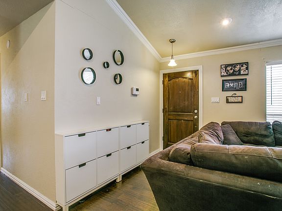 2nd image of 7033 Shadow Bend Dr