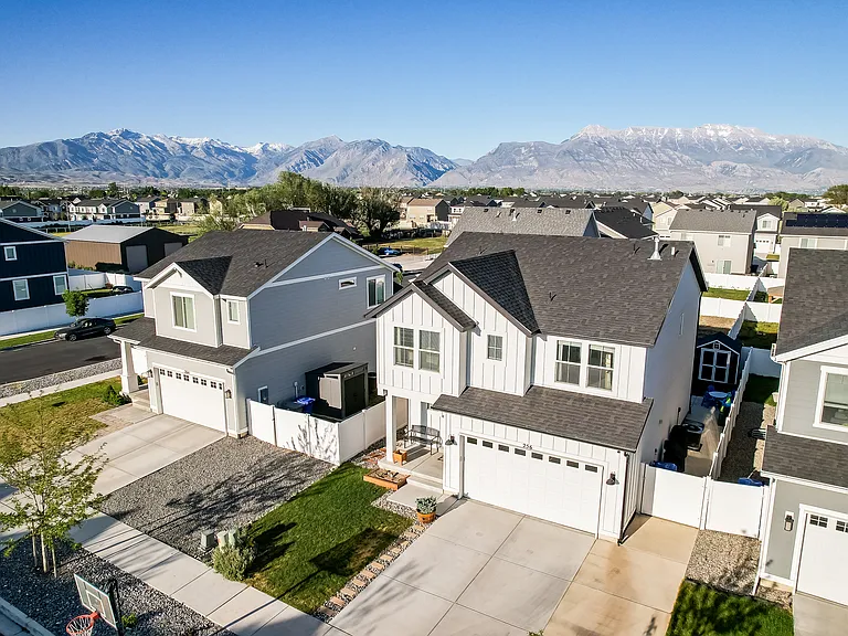 256 N Pier Ln — Photo 46