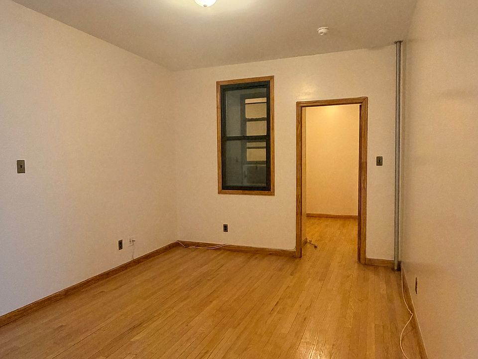 2nd image of 242 E 85th St APT 2D