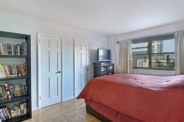 Sold by Corcoran | media 3