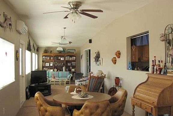 Versatile Arizona Room