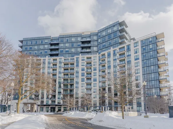 1135 Royal York Rd #601, Toronto, ON M9A 0C3