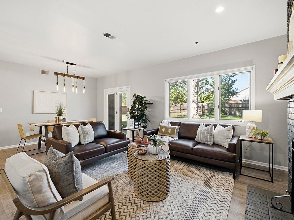 1st image of 4501 Regency Dr #D