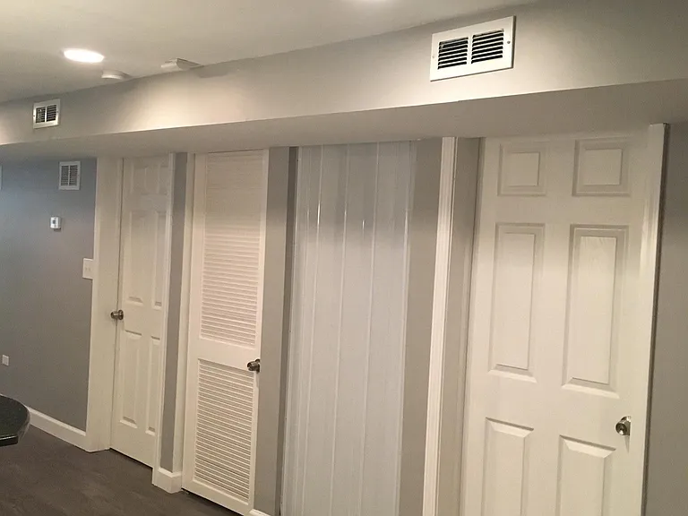 1545 S Millard Ave — Photo 11