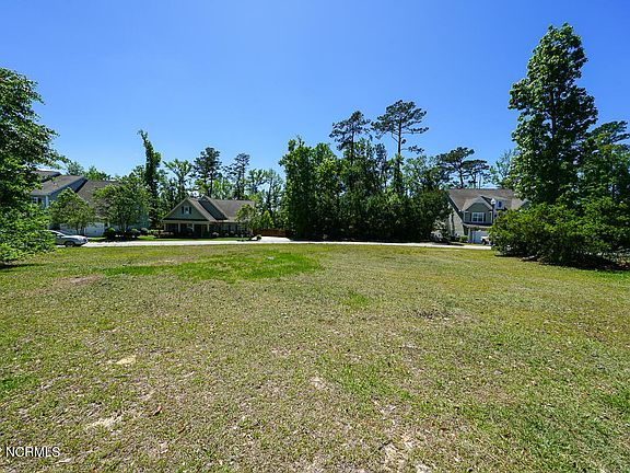 4th image of 711 Coniston Drive