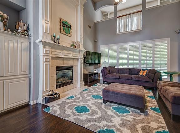 4th image of 8304 Garnet Way