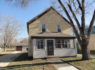316 S 2nd St, Muscoda, WI 53573